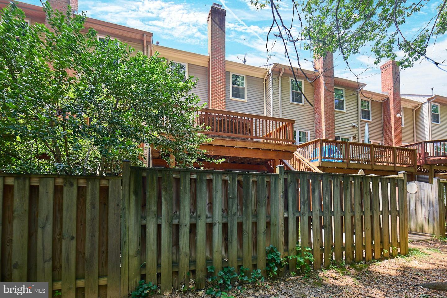 7084 SOLOMON SEAL CT, SPRINGFIELD, Virginia 22152, 3 Bedrooms Bedrooms, ,3 BathroomsBathrooms,Residential,For sale,7084 SOLOMON SEAL CT,VAFX2255918 MLS # VAFX2255918