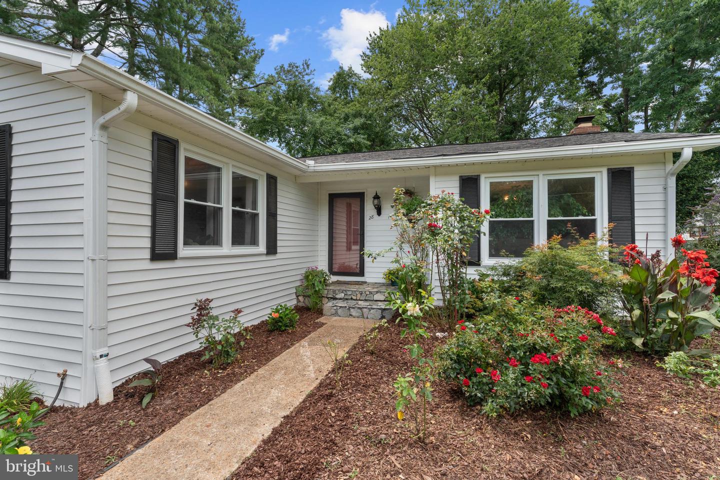 28 PIEDMONT ST, WARRENTON, Virginia 20186, 4 Bedrooms Bedrooms, ,3 BathroomsBathrooms,Residential,For sale,28 PIEDMONT ST,VAFQ2017476 MLS # VAFQ2017476