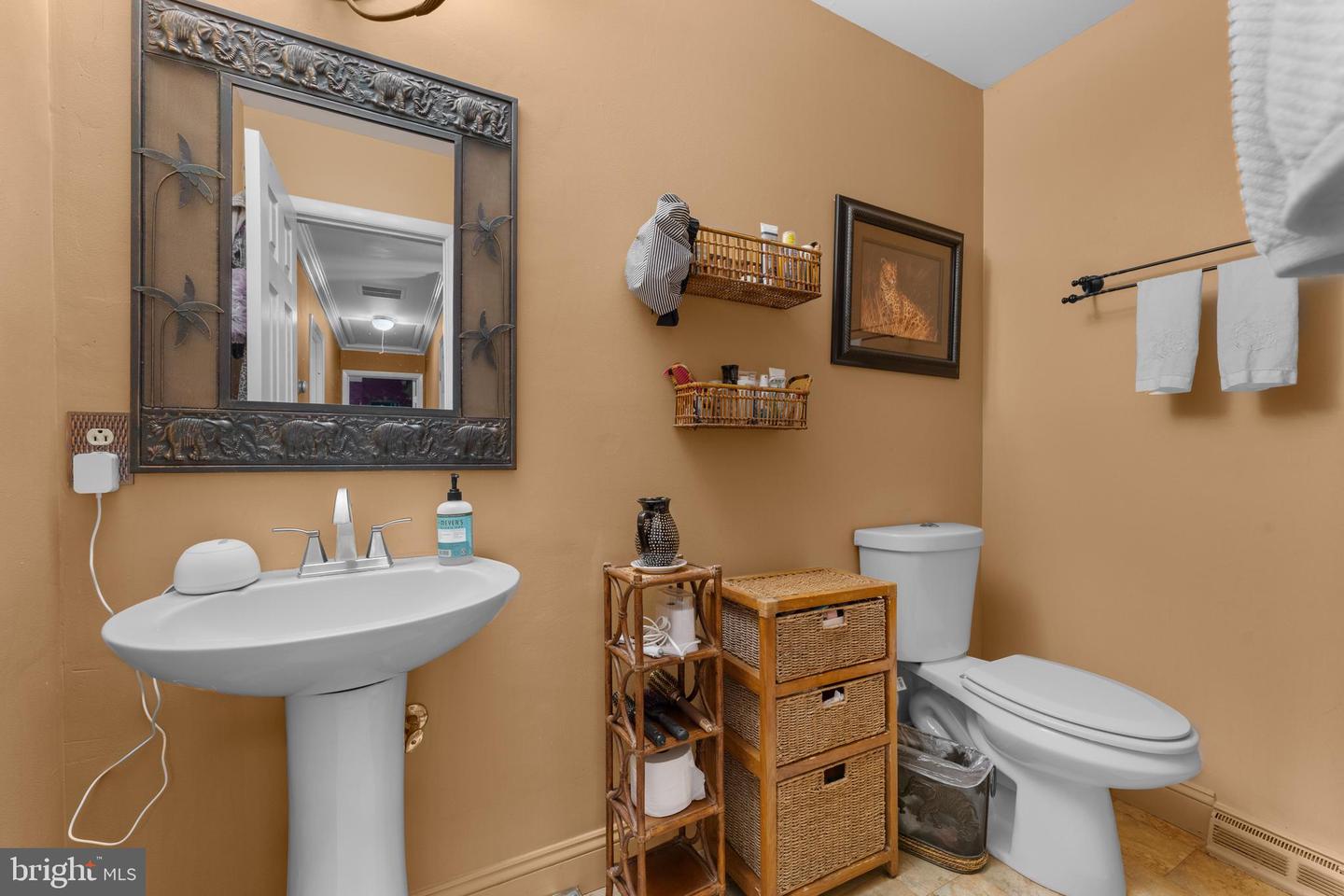 28 PIEDMONT ST, WARRENTON, Virginia 20186, 4 Bedrooms Bedrooms, ,3 BathroomsBathrooms,Residential,For sale,28 PIEDMONT ST,VAFQ2017476 MLS # VAFQ2017476