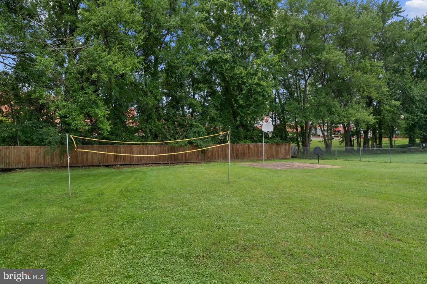 28 PIEDMONT ST, WARRENTON, Virginia 20186, 4 Bedrooms Bedrooms, ,3 BathroomsBathrooms,Residential,For sale,28 PIEDMONT ST,VAFQ2017476 MLS # VAFQ2017476