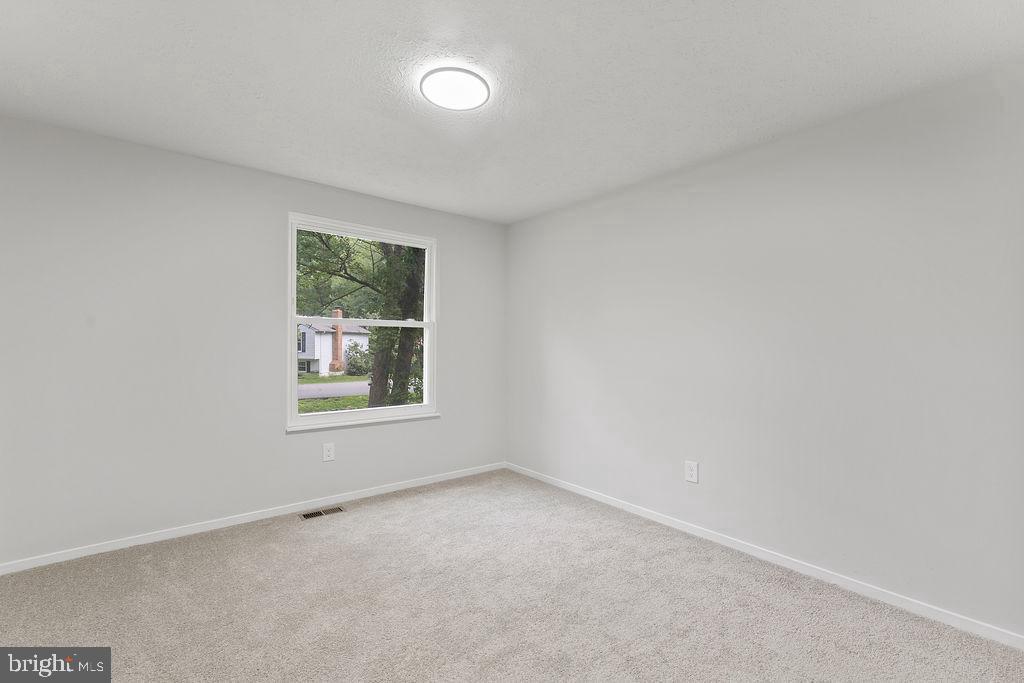 11616 RUTHERFORD DR, FREDERICKSBURG, Virginia 22407, 3 Bedrooms Bedrooms, ,2 BathroomsBathrooms,Residential,For sale,11616 RUTHERFORD DR,VASP2034750 MLS # VASP2034750