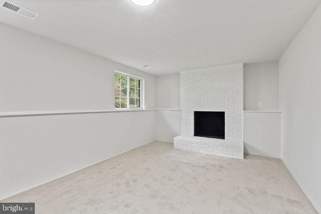 11616 RUTHERFORD DR, FREDERICKSBURG, Virginia 22407, 3 Bedrooms Bedrooms, ,2 BathroomsBathrooms,Residential,For sale,11616 RUTHERFORD DR,VASP2034750 MLS # VASP2034750
