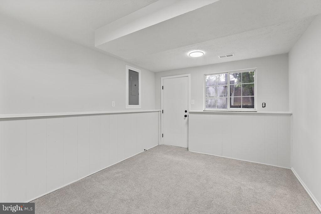 11616 RUTHERFORD DR, FREDERICKSBURG, Virginia 22407, 3 Bedrooms Bedrooms, ,2 BathroomsBathrooms,Residential,For sale,11616 RUTHERFORD DR,VASP2034750 MLS # VASP2034750