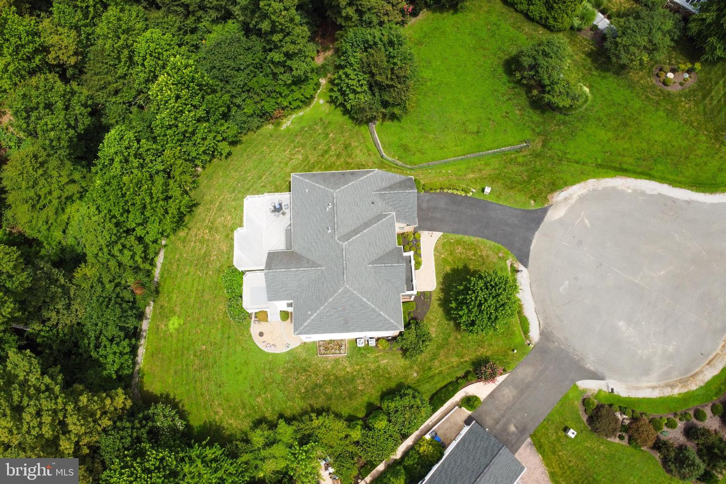 9336 ELKHORNE RUN CT, LORTON, Virginia 22079, 5 Bedrooms Bedrooms, ,5 BathroomsBathrooms,Residential,For sale,9336 ELKHORNE RUN CT,VAFX2256014 MLS # VAFX2256014