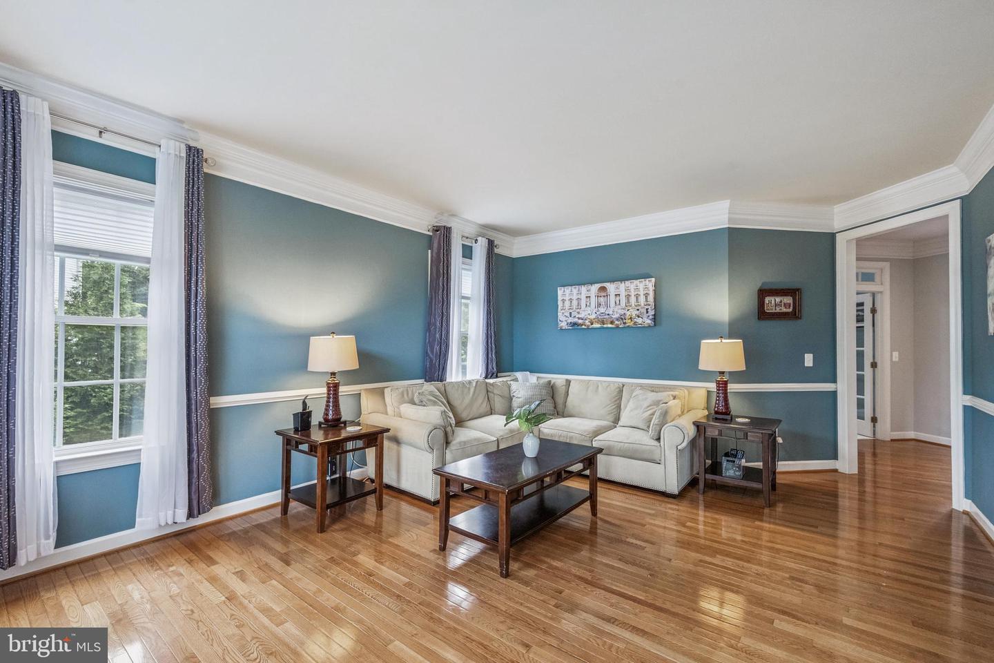 9336 ELKHORNE RUN CT, LORTON, Virginia 22079, 5 Bedrooms Bedrooms, ,5 BathroomsBathrooms,Residential,For sale,9336 ELKHORNE RUN CT,VAFX2256014 MLS # VAFX2256014