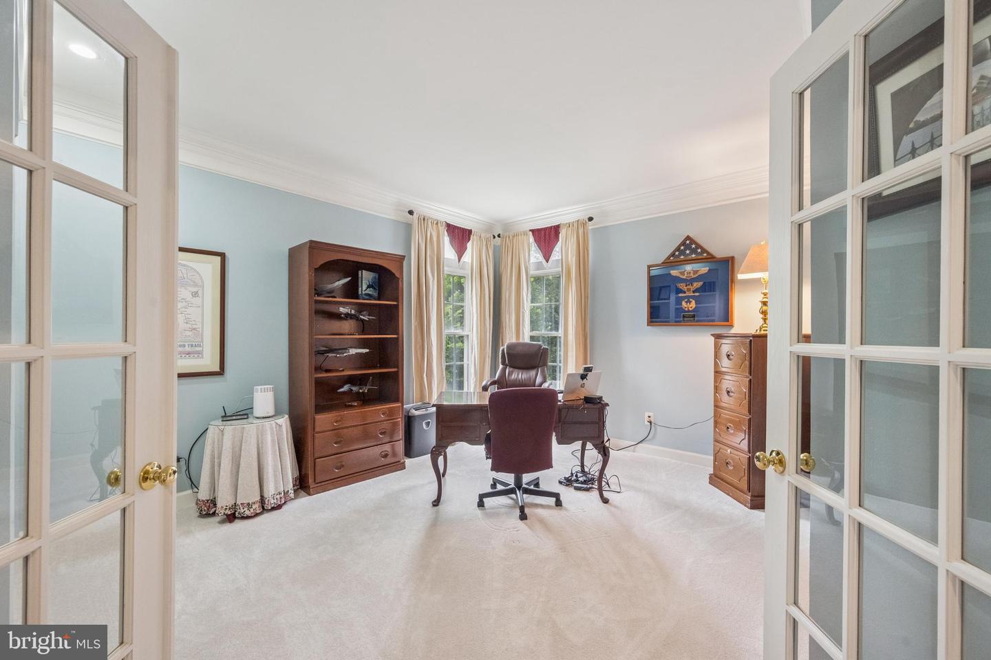 9336 ELKHORNE RUN CT, LORTON, Virginia 22079, 5 Bedrooms Bedrooms, ,5 BathroomsBathrooms,Residential,For sale,9336 ELKHORNE RUN CT,VAFX2256014 MLS # VAFX2256014