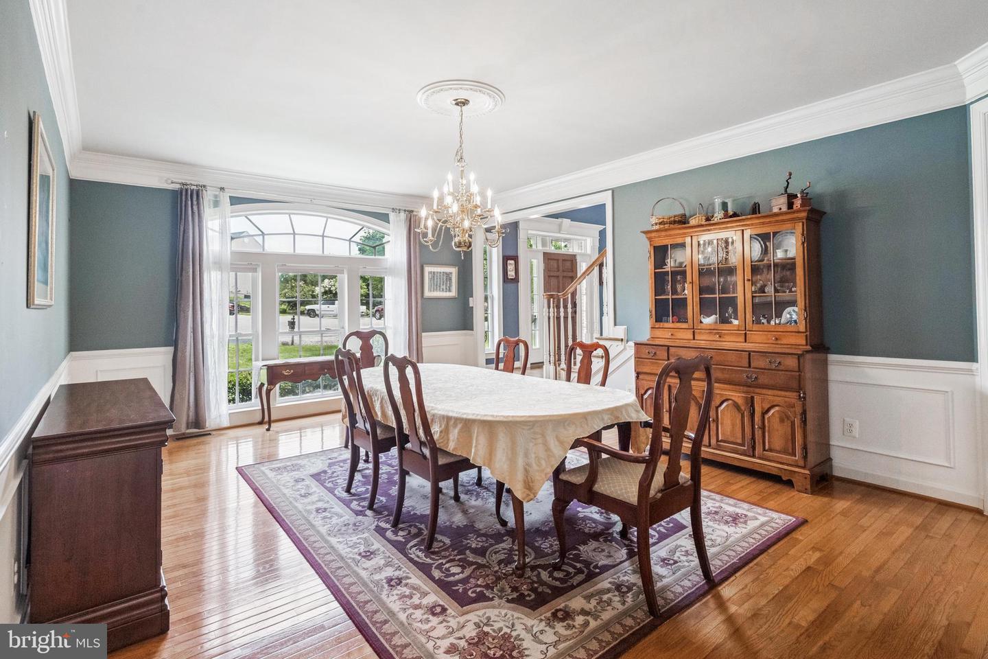 9336 ELKHORNE RUN CT, LORTON, Virginia 22079, 5 Bedrooms Bedrooms, ,5 BathroomsBathrooms,Residential,For sale,9336 ELKHORNE RUN CT,VAFX2256014 MLS # VAFX2256014
