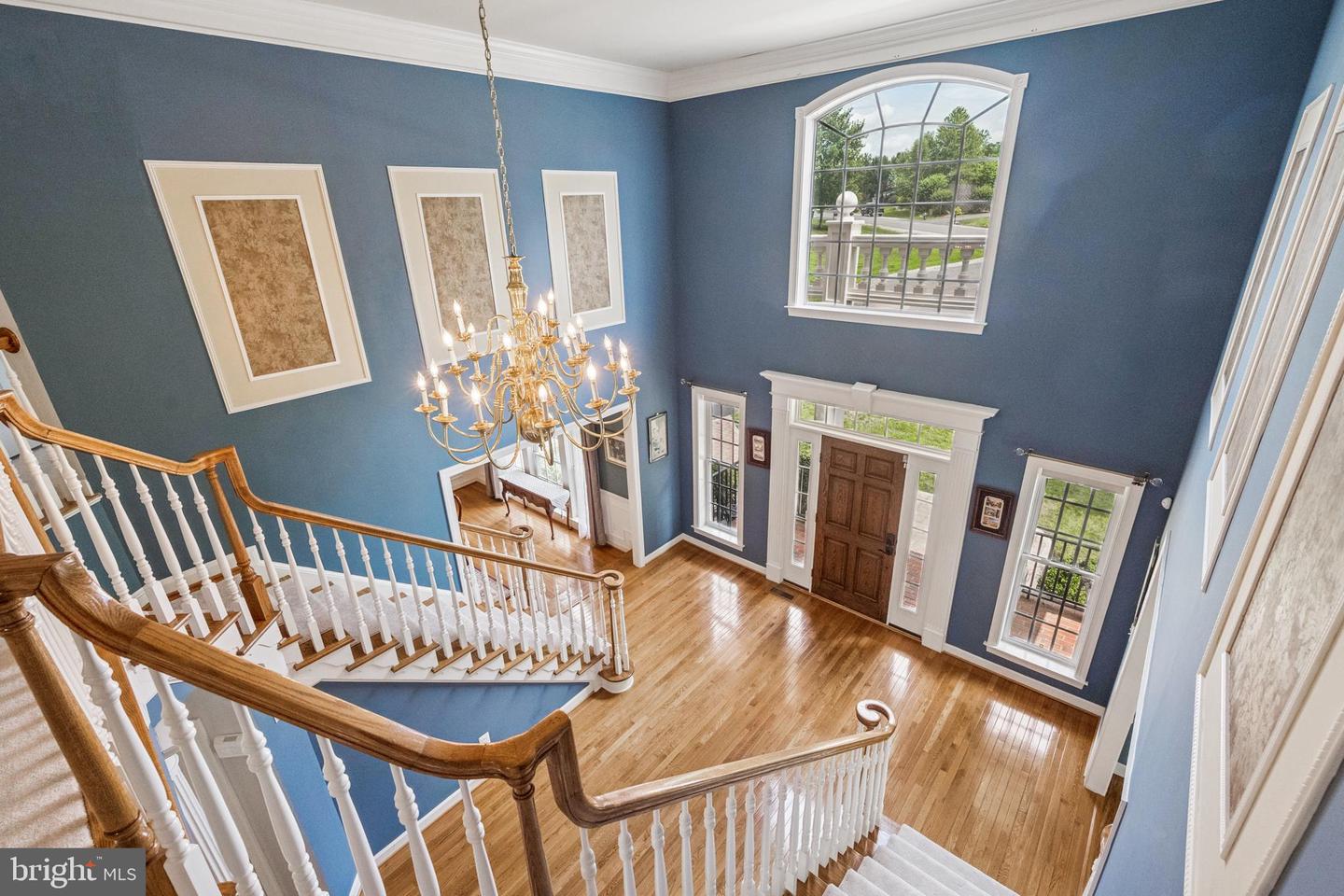 9336 ELKHORNE RUN CT, LORTON, Virginia 22079, 5 Bedrooms Bedrooms, ,5 BathroomsBathrooms,Residential,For sale,9336 ELKHORNE RUN CT,VAFX2256014 MLS # VAFX2256014
