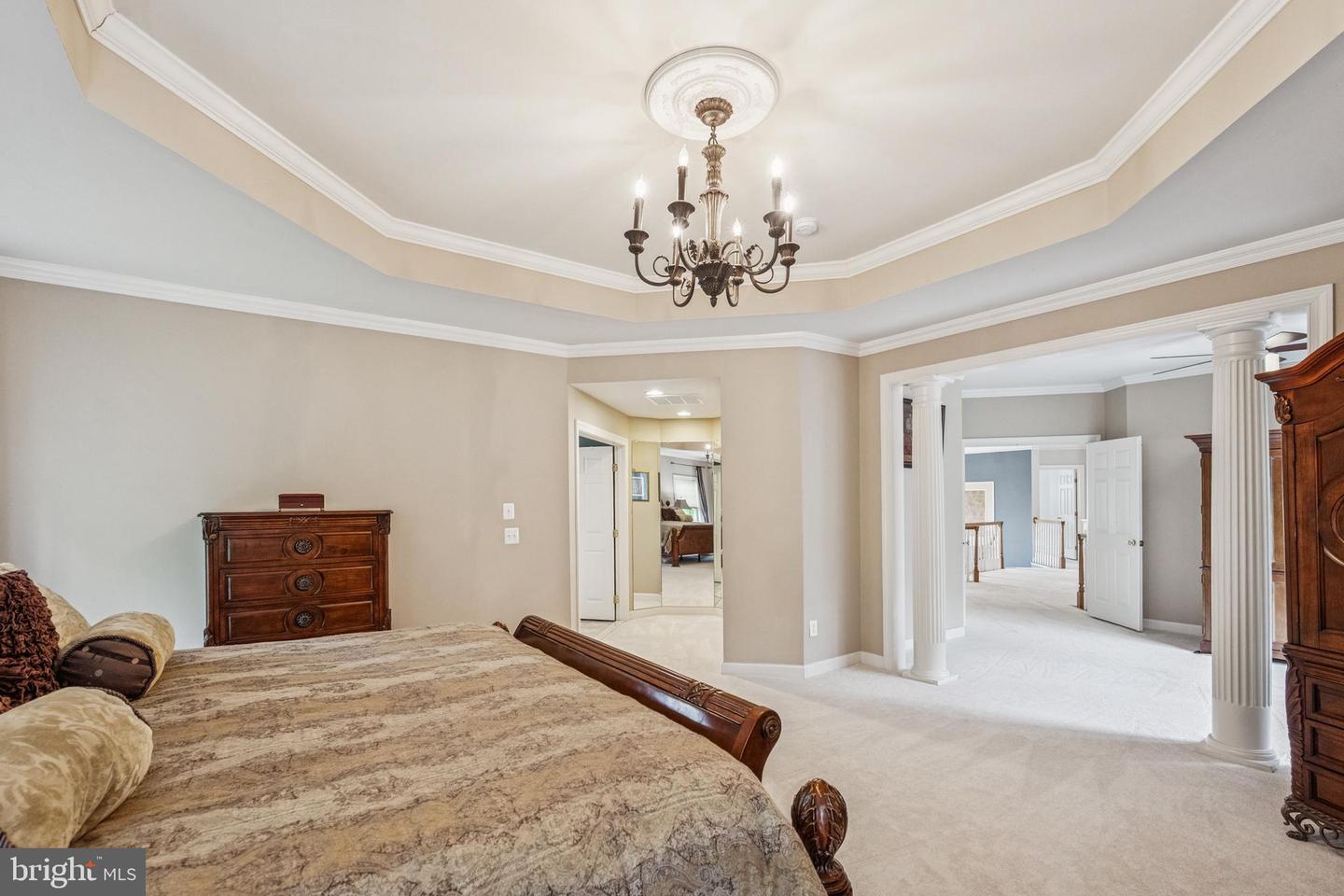 9336 ELKHORNE RUN CT, LORTON, Virginia 22079, 5 Bedrooms Bedrooms, ,5 BathroomsBathrooms,Residential,For sale,9336 ELKHORNE RUN CT,VAFX2256014 MLS # VAFX2256014