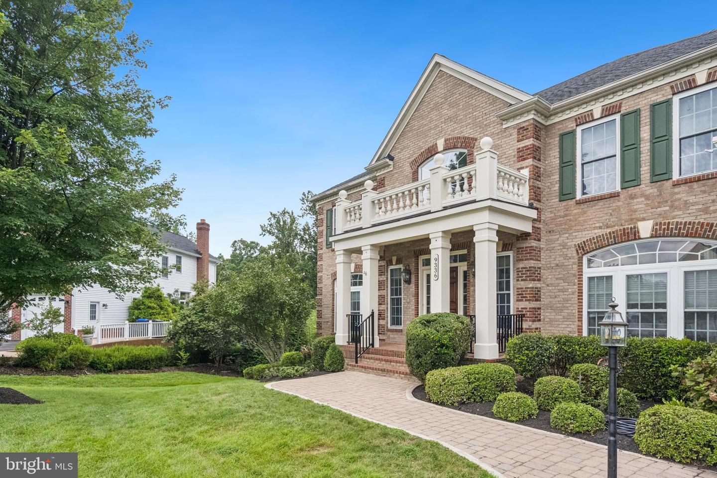 9336 ELKHORNE RUN CT, LORTON, Virginia 22079, 5 Bedrooms Bedrooms, ,5 BathroomsBathrooms,Residential,For sale,9336 ELKHORNE RUN CT,VAFX2256014 MLS # VAFX2256014