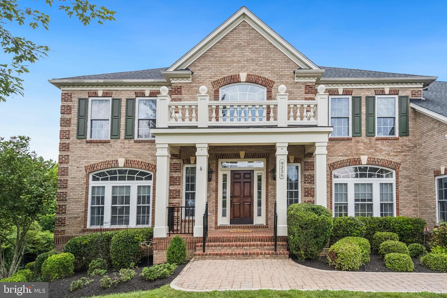 9336 ELKHORNE RUN CT, LORTON, Virginia 22079, 5 Bedrooms Bedrooms, ,5 BathroomsBathrooms,Residential,For sale,9336 ELKHORNE RUN CT,VAFX2256014 MLS # VAFX2256014