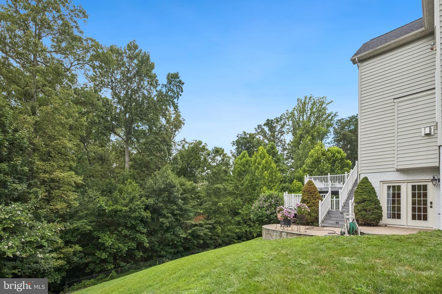 9336 ELKHORNE RUN CT, LORTON, Virginia 22079, 5 Bedrooms Bedrooms, ,5 BathroomsBathrooms,Residential,For sale,9336 ELKHORNE RUN CT,VAFX2256014 MLS # VAFX2256014