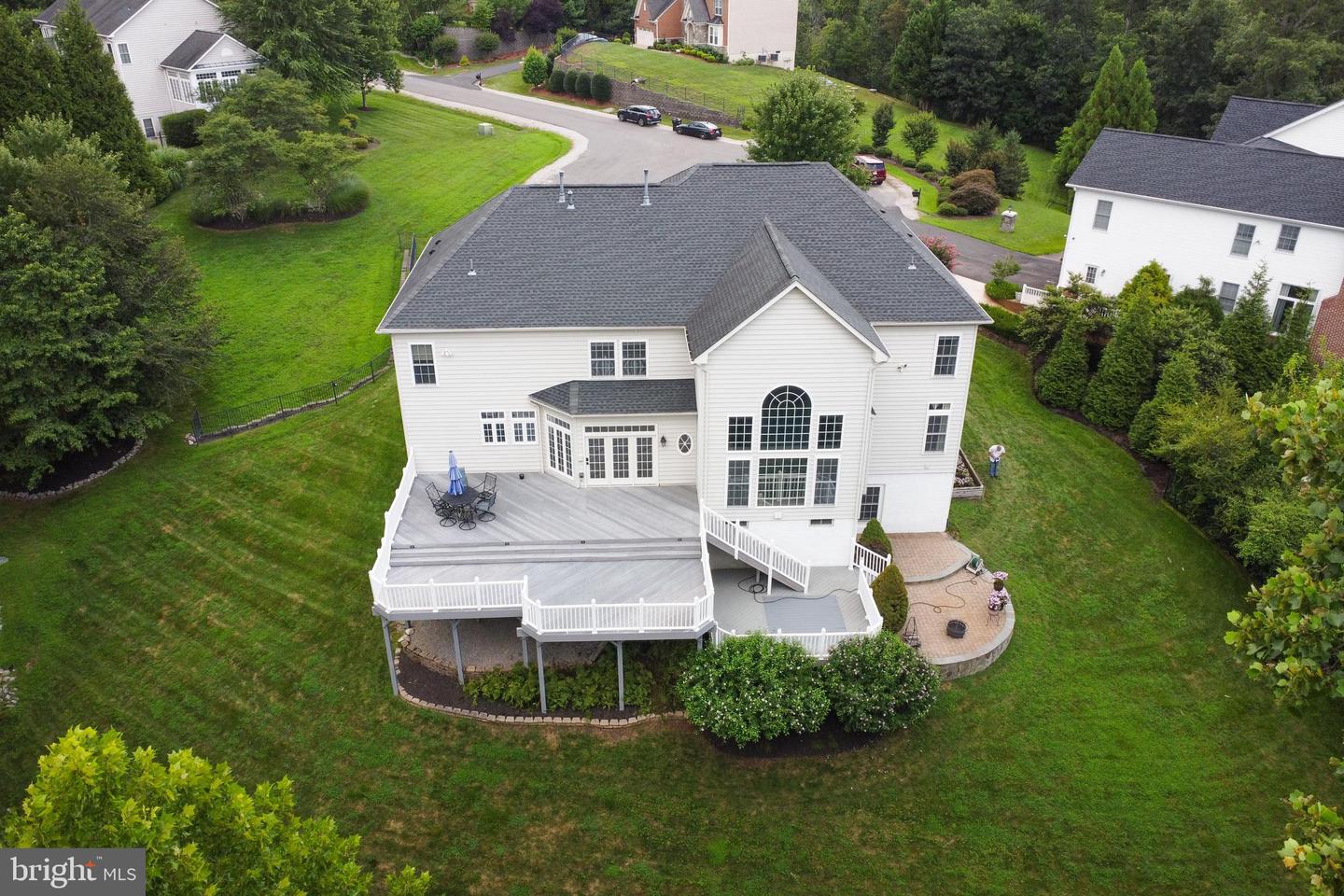 9336 ELKHORNE RUN CT, LORTON, Virginia 22079, 5 Bedrooms Bedrooms, ,5 BathroomsBathrooms,Residential,For sale,9336 ELKHORNE RUN CT,VAFX2256014 MLS # VAFX2256014