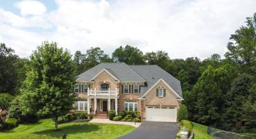 9336 ELKHORNE RUN CT, LORTON, Virginia 22079, 5 Bedrooms Bedrooms, ,5 BathroomsBathrooms,Residential,For sale,9336 ELKHORNE RUN CT,VAFX2256014 MLS # VAFX2256014