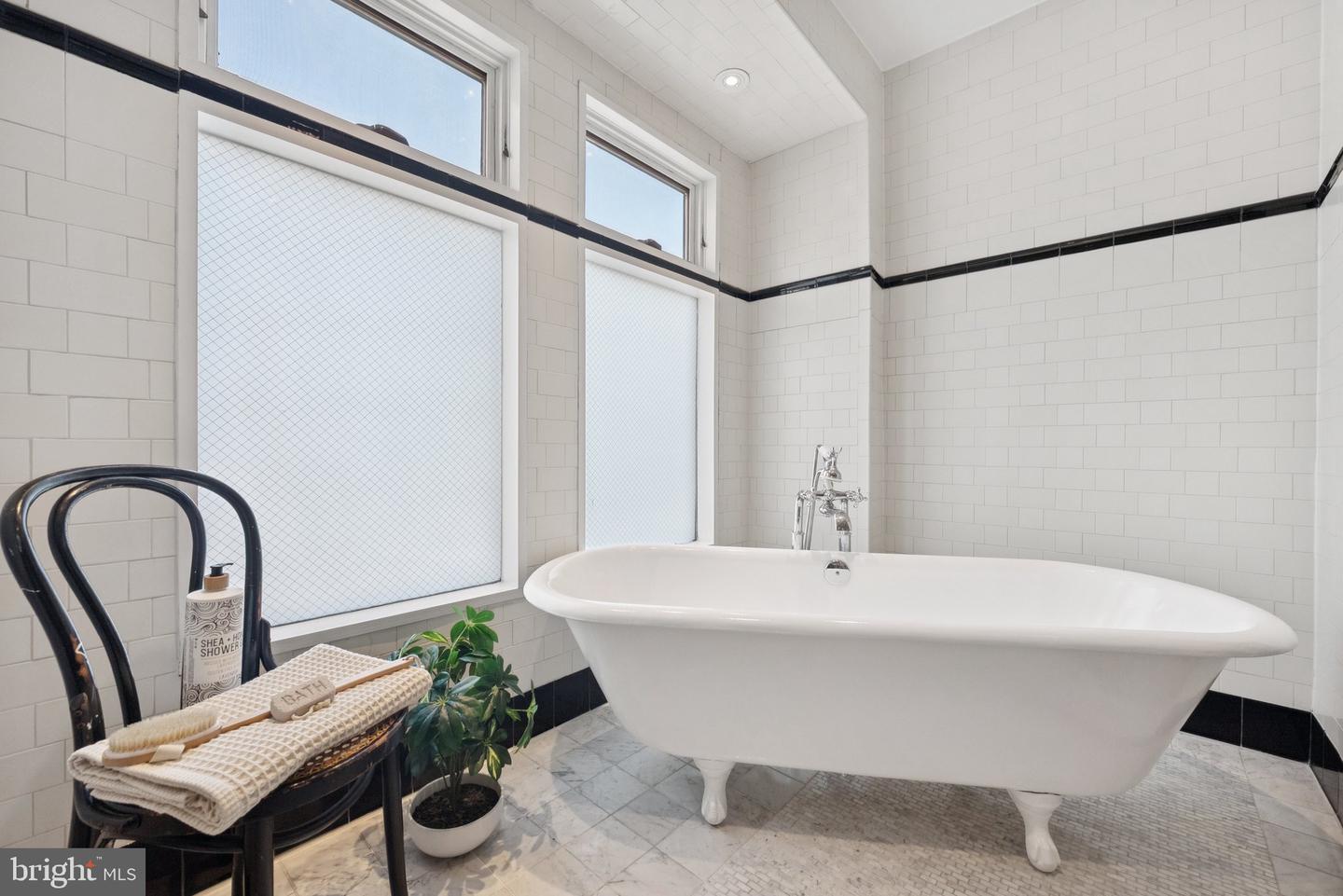 1849 CALVERT ST NW, WASHINGTON, District Of Columbia 20009, 4 Bedrooms Bedrooms, ,3 BathroomsBathrooms,Residential,For sale,1849 CALVERT ST NW,DCDC2210836 MLS # DCDC2210836