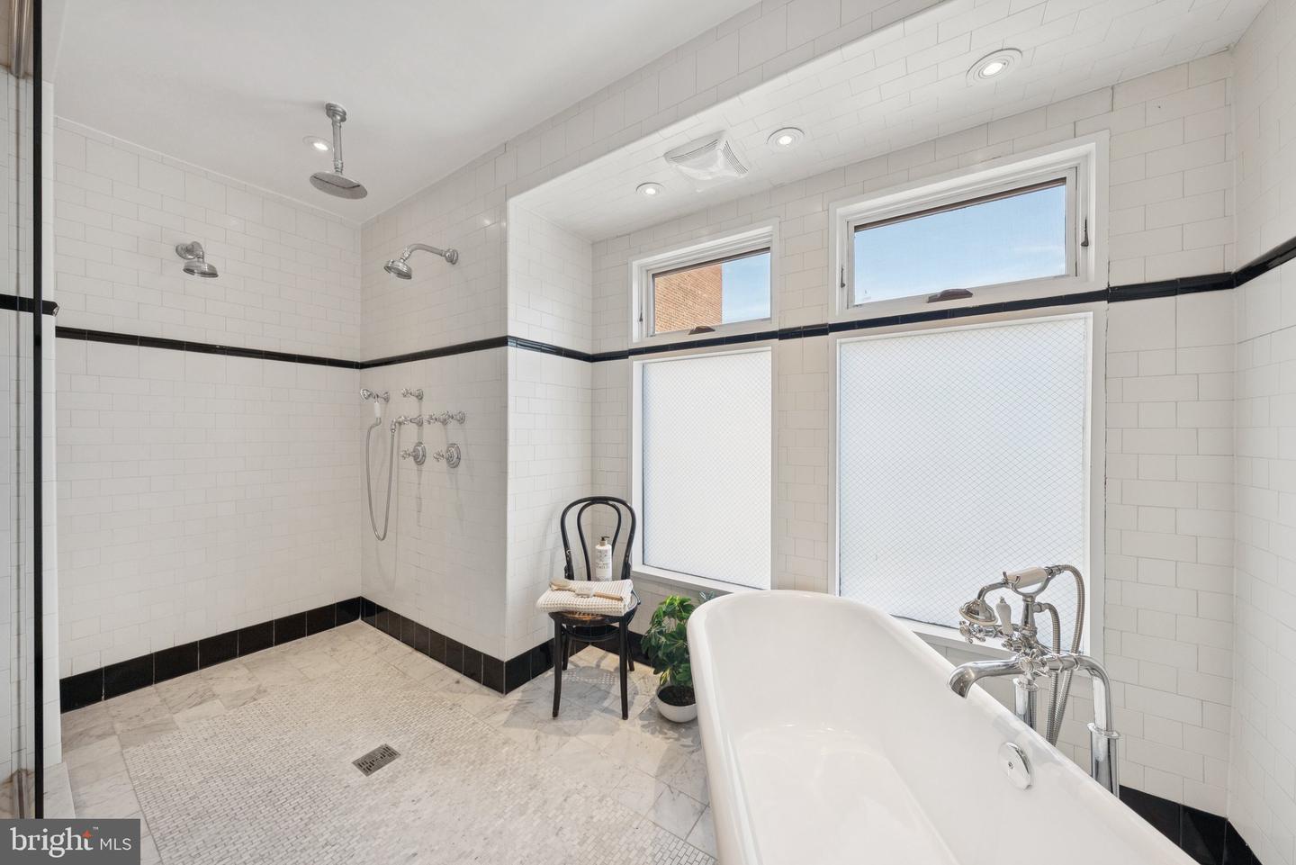 1849 CALVERT ST NW, WASHINGTON, District Of Columbia 20009, 4 Bedrooms Bedrooms, ,3 BathroomsBathrooms,Residential,For sale,1849 CALVERT ST NW,DCDC2210836 MLS # DCDC2210836