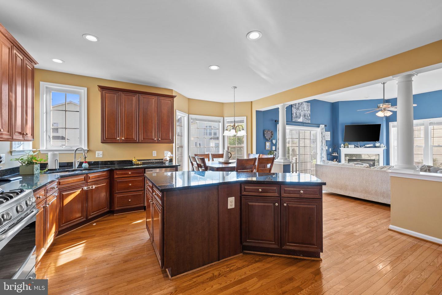 9024 WOODPECKER CT, GAINESVILLE, Virginia 20155, 6 Bedrooms Bedrooms, 3 Rooms Rooms,4 BathroomsBathrooms,Residential,For sale,9024 WOODPECKER CT,VAPW2099428 MLS # VAPW2099428
