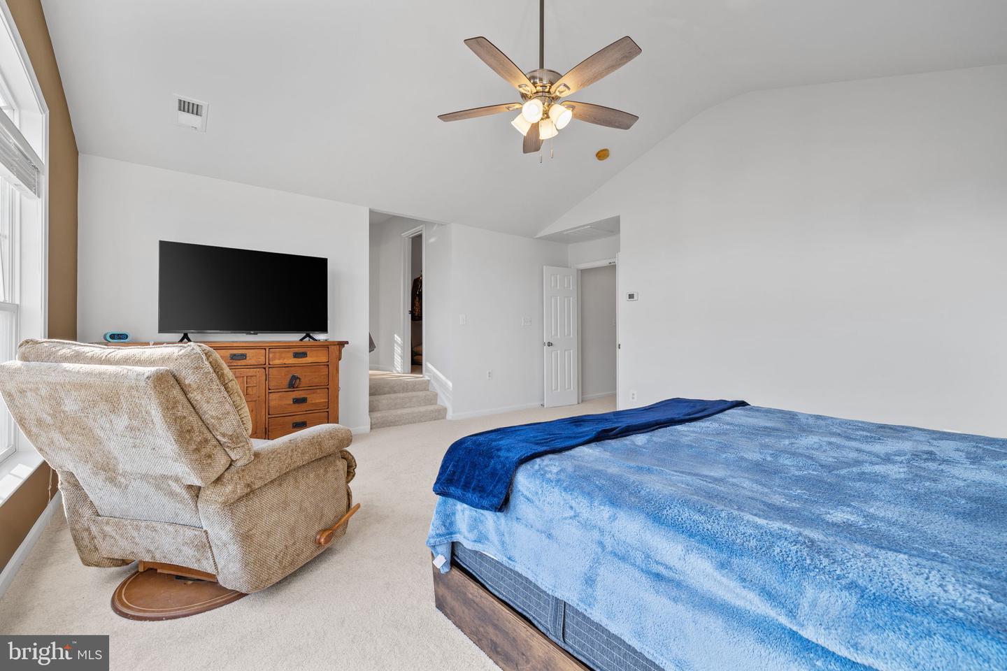 9024 WOODPECKER CT, GAINESVILLE, Virginia 20155, 6 Bedrooms Bedrooms, 3 Rooms Rooms,4 BathroomsBathrooms,Residential,For sale,9024 WOODPECKER CT,VAPW2099428 MLS # VAPW2099428