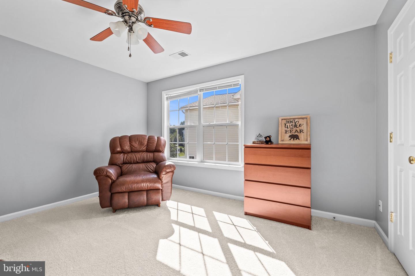 9024 WOODPECKER CT, GAINESVILLE, Virginia 20155, 6 Bedrooms Bedrooms, 3 Rooms Rooms,4 BathroomsBathrooms,Residential,For sale,9024 WOODPECKER CT,VAPW2099428 MLS # VAPW2099428
