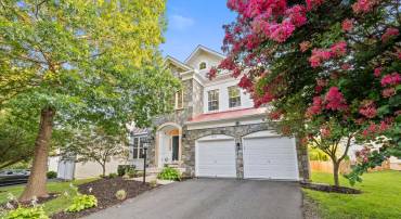 9024 WOODPECKER CT, GAINESVILLE, Virginia 20155, 6 Bedrooms Bedrooms, 3 Rooms Rooms,4 BathroomsBathrooms,Residential,For sale,9024 WOODPECKER CT,VAPW2099428 MLS # VAPW2099428