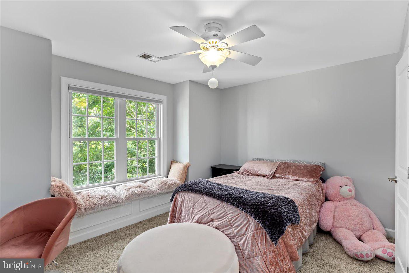 10904 CHATHAM RIDGE WAY, SPOTSYLVANIA, Virginia 22551, 5 Bedrooms Bedrooms, ,3 BathroomsBathrooms,Residential,For sale,10904 CHATHAM RIDGE WAY,VASP2034764 MLS # VASP2034764