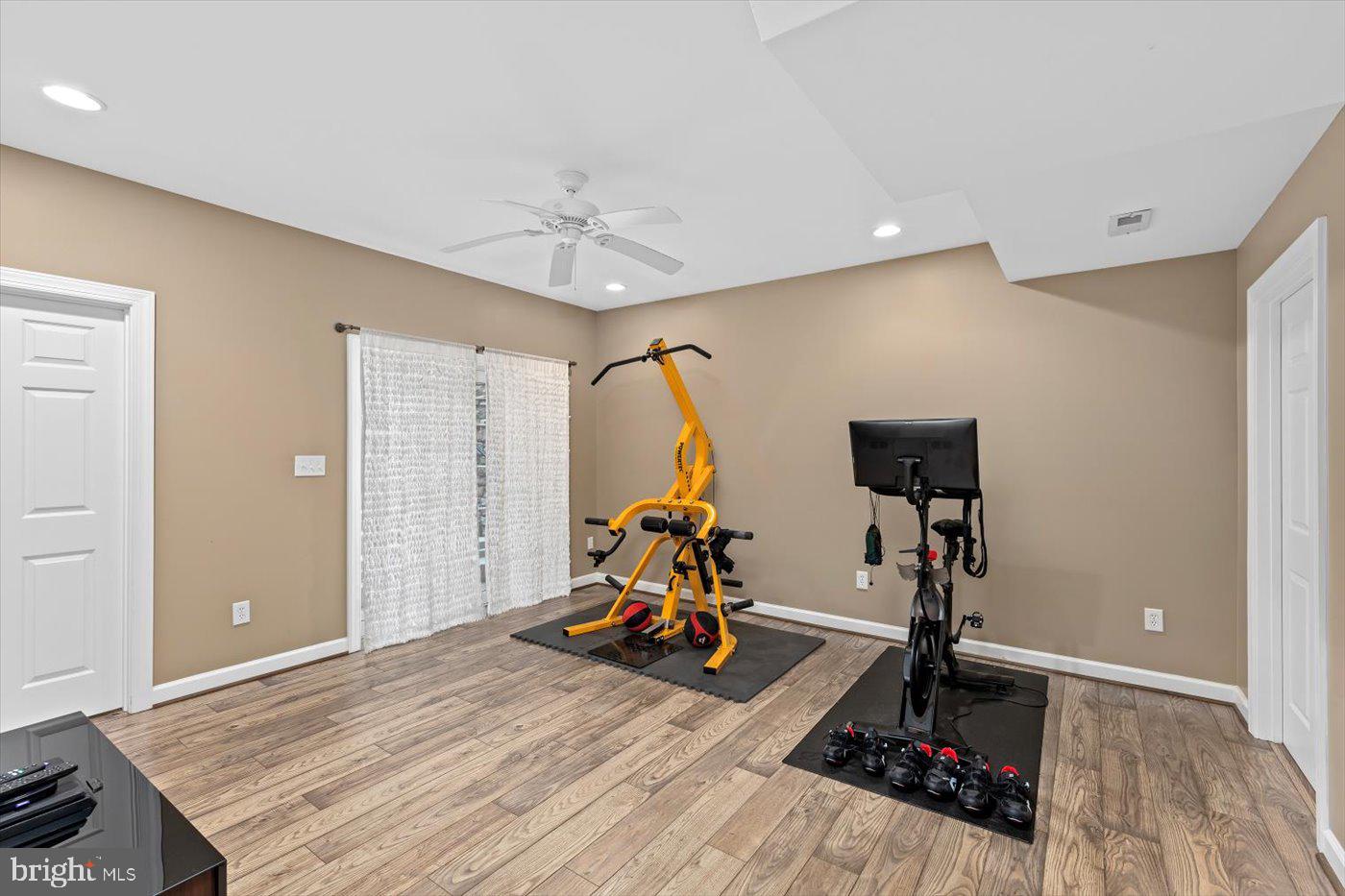 10904 CHATHAM RIDGE WAY, SPOTSYLVANIA, Virginia 22551, 5 Bedrooms Bedrooms, ,3 BathroomsBathrooms,Residential,For sale,10904 CHATHAM RIDGE WAY,VASP2034764 MLS # VASP2034764