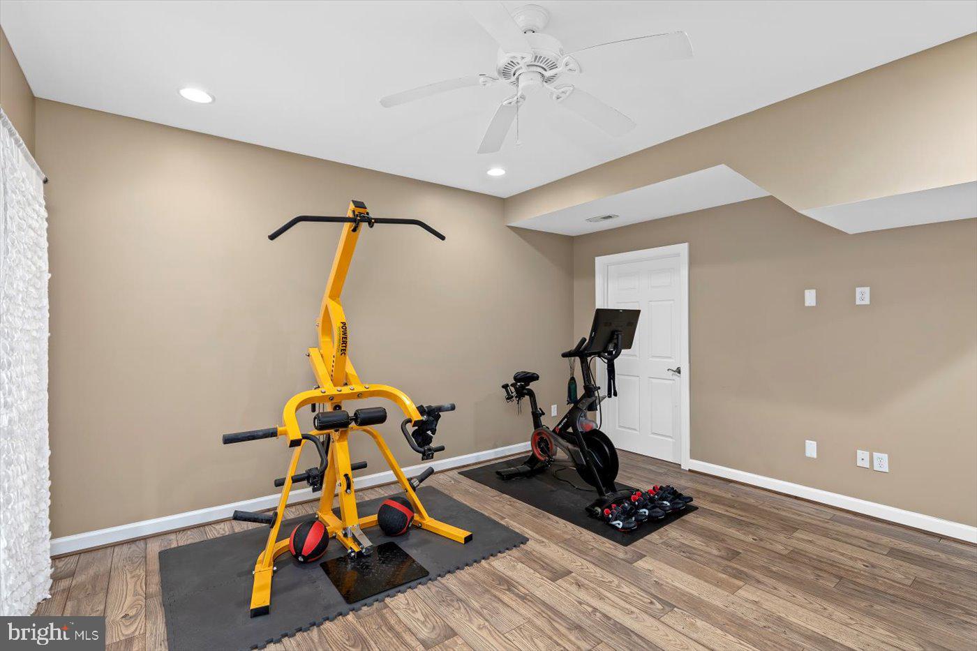 10904 CHATHAM RIDGE WAY, SPOTSYLVANIA, Virginia 22551, 5 Bedrooms Bedrooms, ,3 BathroomsBathrooms,Residential,For sale,10904 CHATHAM RIDGE WAY,VASP2034764 MLS # VASP2034764
