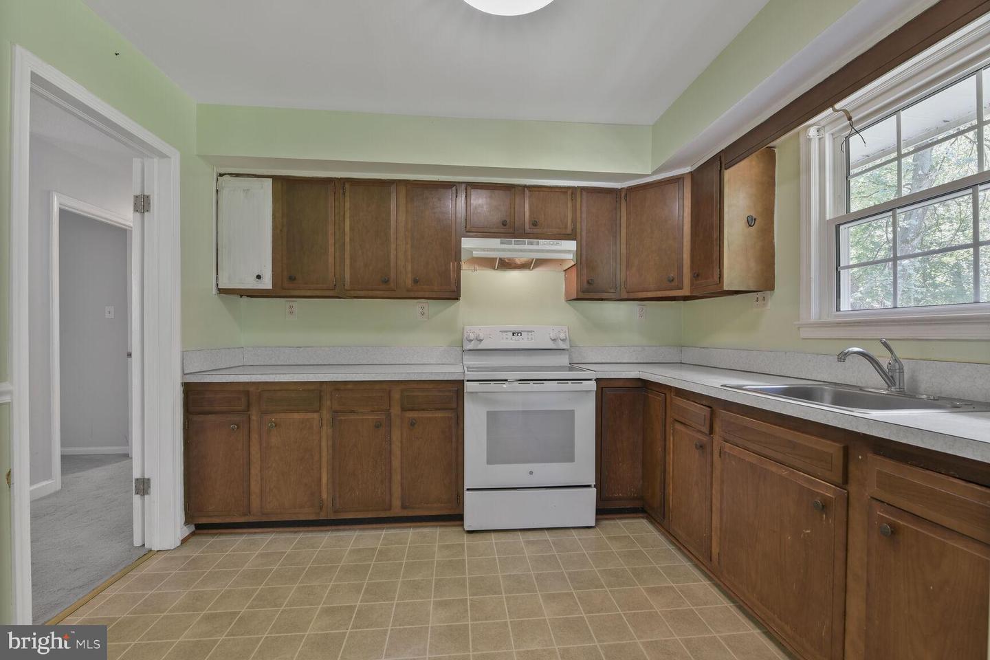 341 S 26TH ST, PURCELLVILLE, Virginia 20132, 4 Bedrooms Bedrooms, ,3 BathroomsBathrooms,Residential,For sale,341 S 26TH ST,VALO2102466 MLS # VALO2102466