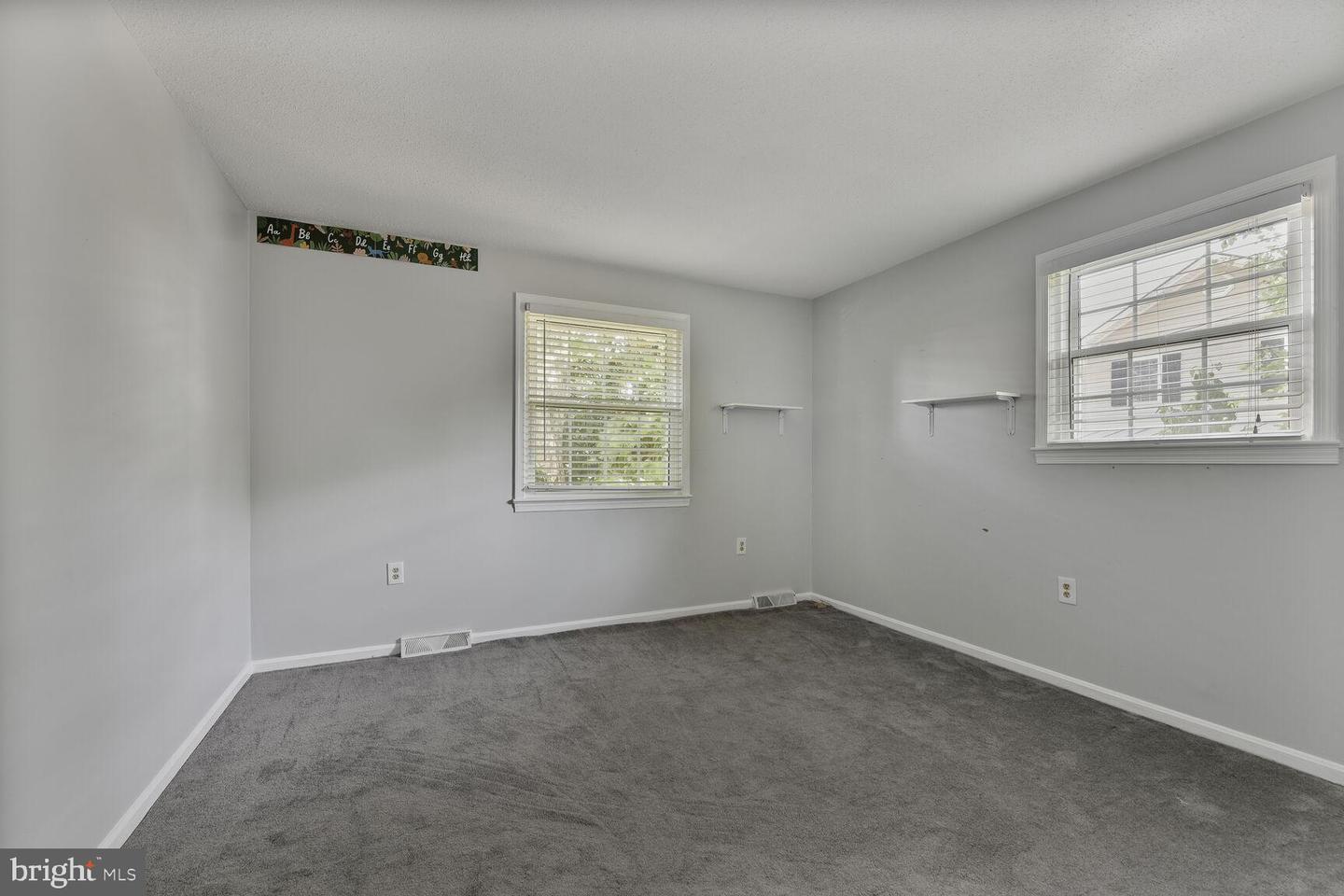 341 S 26TH ST, PURCELLVILLE, Virginia 20132, 4 Bedrooms Bedrooms, ,3 BathroomsBathrooms,Residential,For sale,341 S 26TH ST,VALO2102466 MLS # VALO2102466