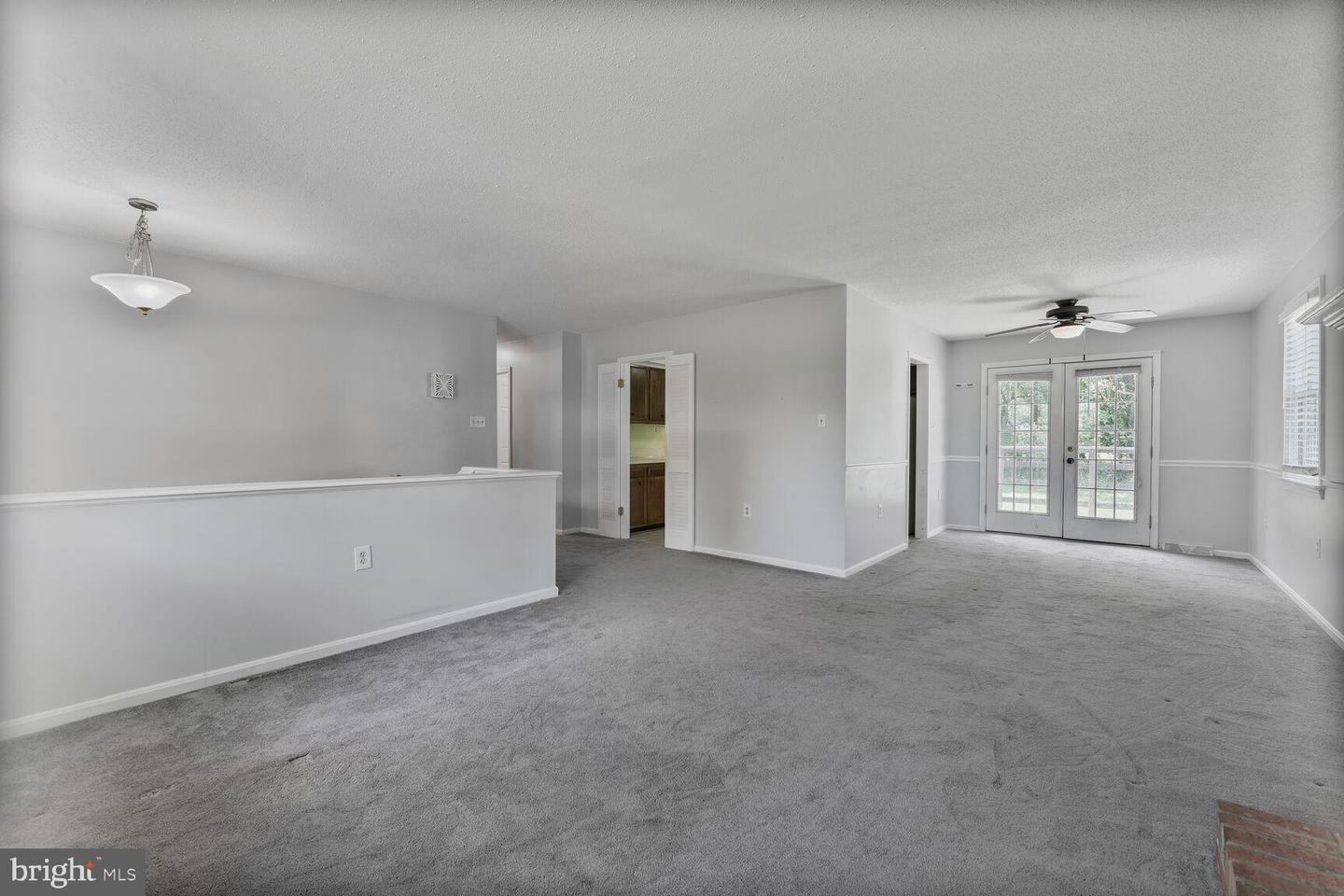341 S 26TH ST, PURCELLVILLE, Virginia 20132, 4 Bedrooms Bedrooms, ,3 BathroomsBathrooms,Residential,For sale,341 S 26TH ST,VALO2102466 MLS # VALO2102466