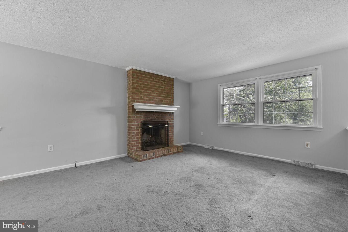 341 S 26TH ST, PURCELLVILLE, Virginia 20132, 4 Bedrooms Bedrooms, ,3 BathroomsBathrooms,Residential,For sale,341 S 26TH ST,VALO2102466 MLS # VALO2102466