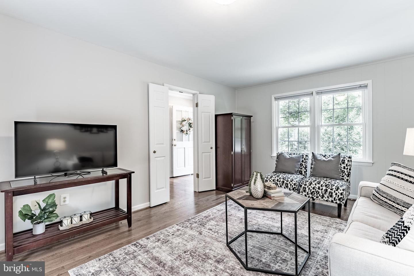9117 SANTAYANA DR, FAIRFAX, Virginia 22031, 4 Bedrooms Bedrooms, ,2 BathroomsBathrooms,Residential,For sale,9117 SANTAYANA DR,VAFX2256412 MLS # VAFX2256412