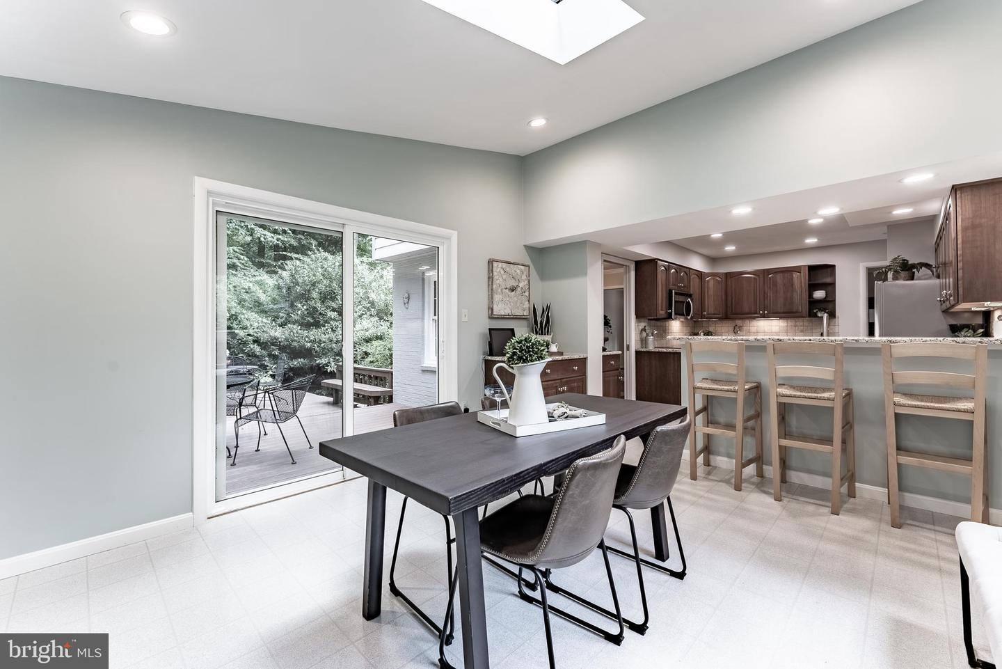 9117 SANTAYANA DR, FAIRFAX, Virginia 22031, 4 Bedrooms Bedrooms, ,2 BathroomsBathrooms,Residential,For sale,9117 SANTAYANA DR,VAFX2256412 MLS # VAFX2256412