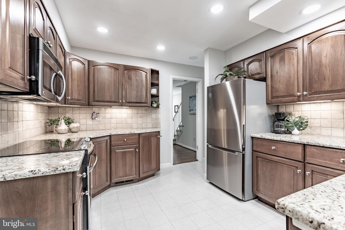 9117 SANTAYANA DR, FAIRFAX, Virginia 22031, 4 Bedrooms Bedrooms, ,2 BathroomsBathrooms,Residential,For sale,9117 SANTAYANA DR,VAFX2256412 MLS # VAFX2256412