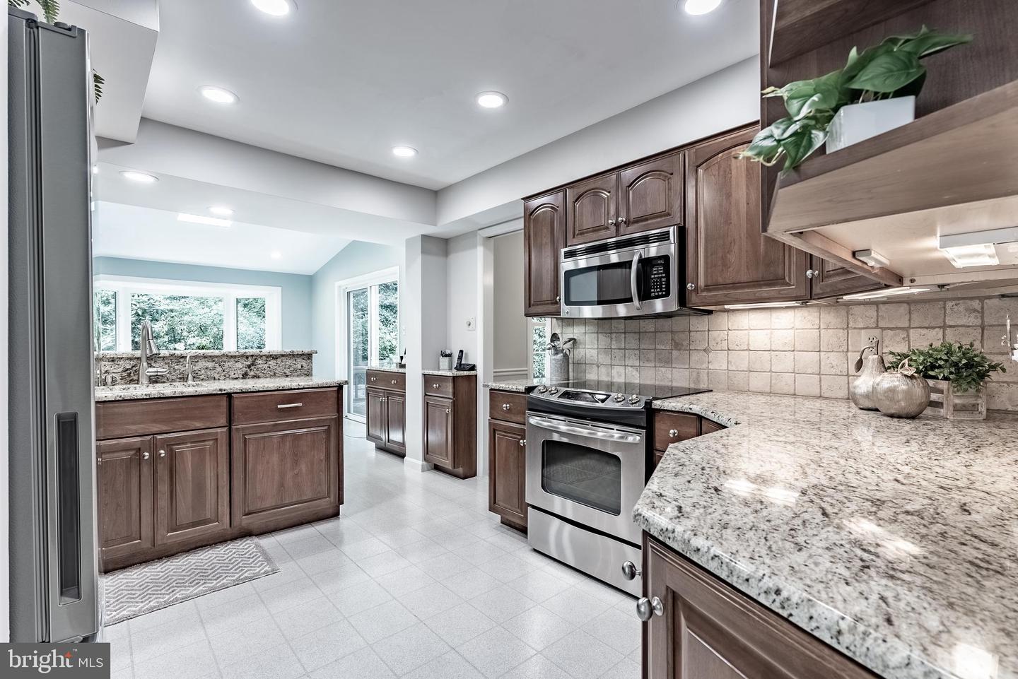 9117 SANTAYANA DR, FAIRFAX, Virginia 22031, 4 Bedrooms Bedrooms, ,2 BathroomsBathrooms,Residential,For sale,9117 SANTAYANA DR,VAFX2256412 MLS # VAFX2256412