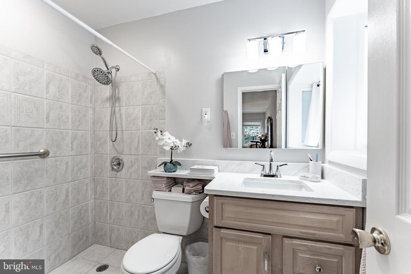 9117 SANTAYANA DR, FAIRFAX, Virginia 22031, 4 Bedrooms Bedrooms, ,2 BathroomsBathrooms,Residential,For sale,9117 SANTAYANA DR,VAFX2256412 MLS # VAFX2256412