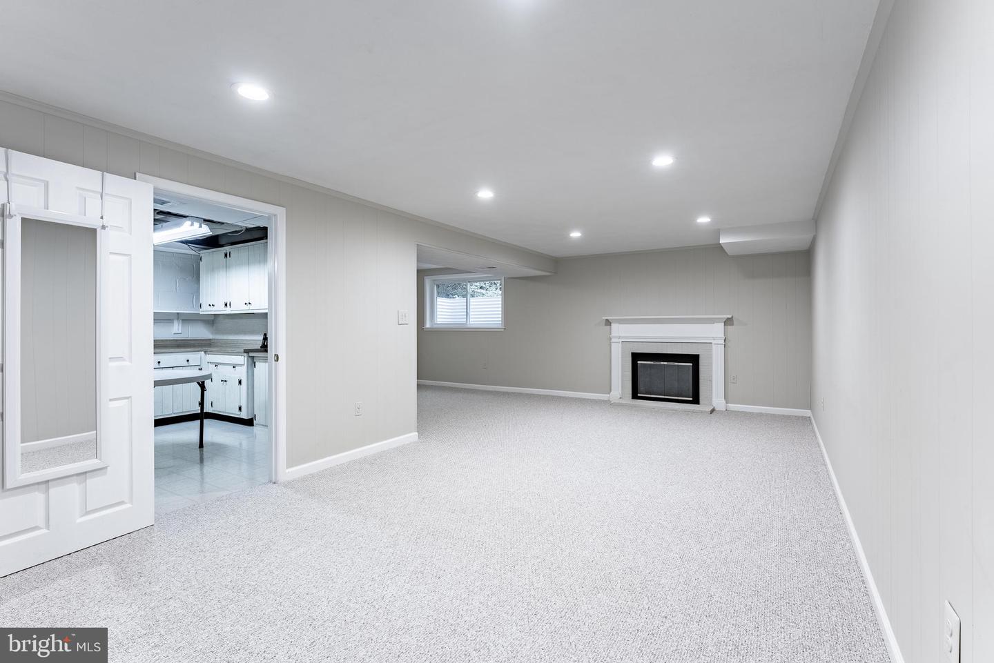 9117 SANTAYANA DR, FAIRFAX, Virginia 22031, 4 Bedrooms Bedrooms, ,2 BathroomsBathrooms,Residential,For sale,9117 SANTAYANA DR,VAFX2256412 MLS # VAFX2256412