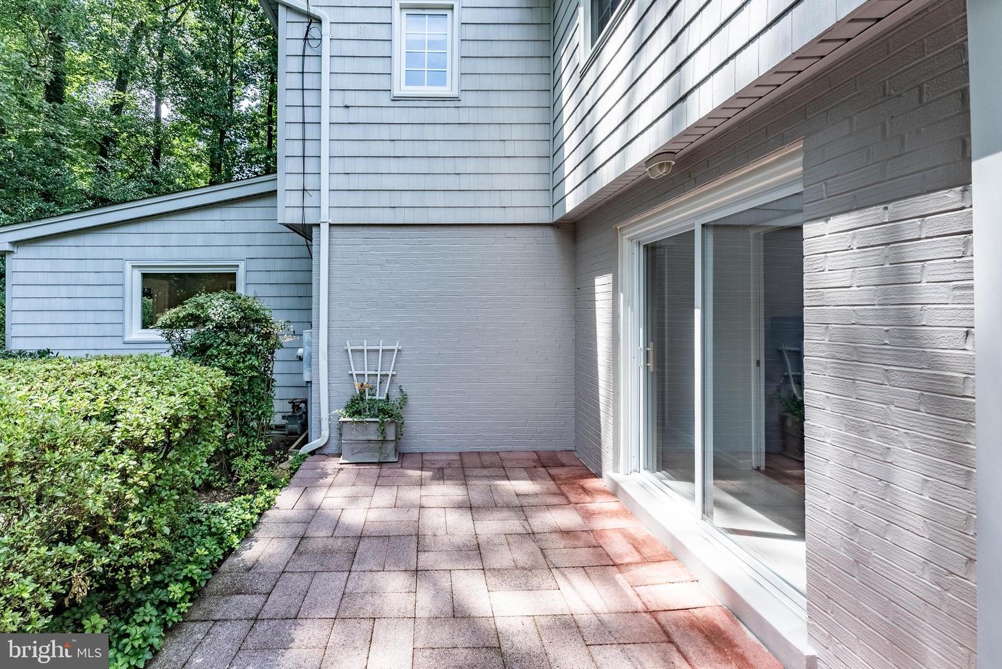 9117 SANTAYANA DR, FAIRFAX, Virginia 22031, 4 Bedrooms Bedrooms, ,2 BathroomsBathrooms,Residential,For sale,9117 SANTAYANA DR,VAFX2256412 MLS # VAFX2256412