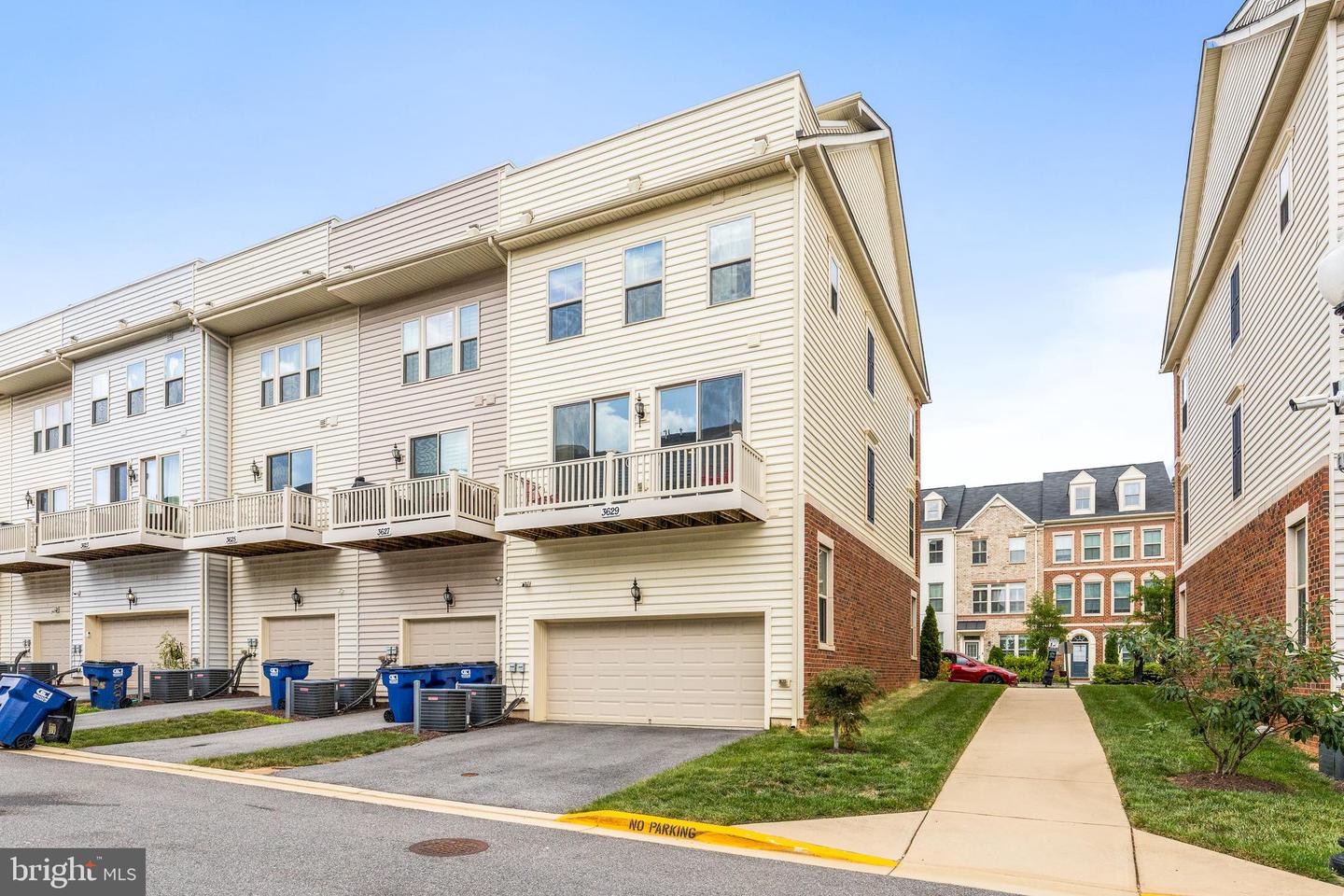 3629 JAMISON ST NE, WASHINGTON, District Of Columbia 20018, 4 Bedrooms Bedrooms, ,4 BathroomsBathrooms,Residential,For sale,3629 JAMISON ST NE,DCDC2211346 MLS # DCDC2211346