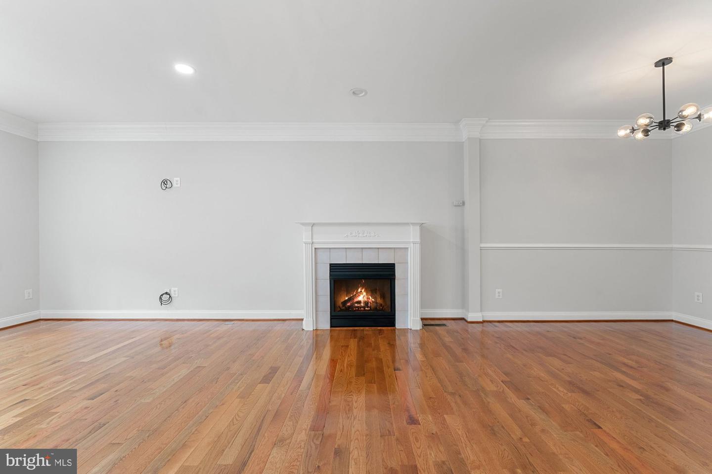5114 KNAPP PL, ALEXANDRIA, Virginia 22304, 3 Bedrooms Bedrooms, ,2 BathroomsBathrooms,Residential,For sale,5114 KNAPP PL,VAAX2047694 MLS # VAAX2047694