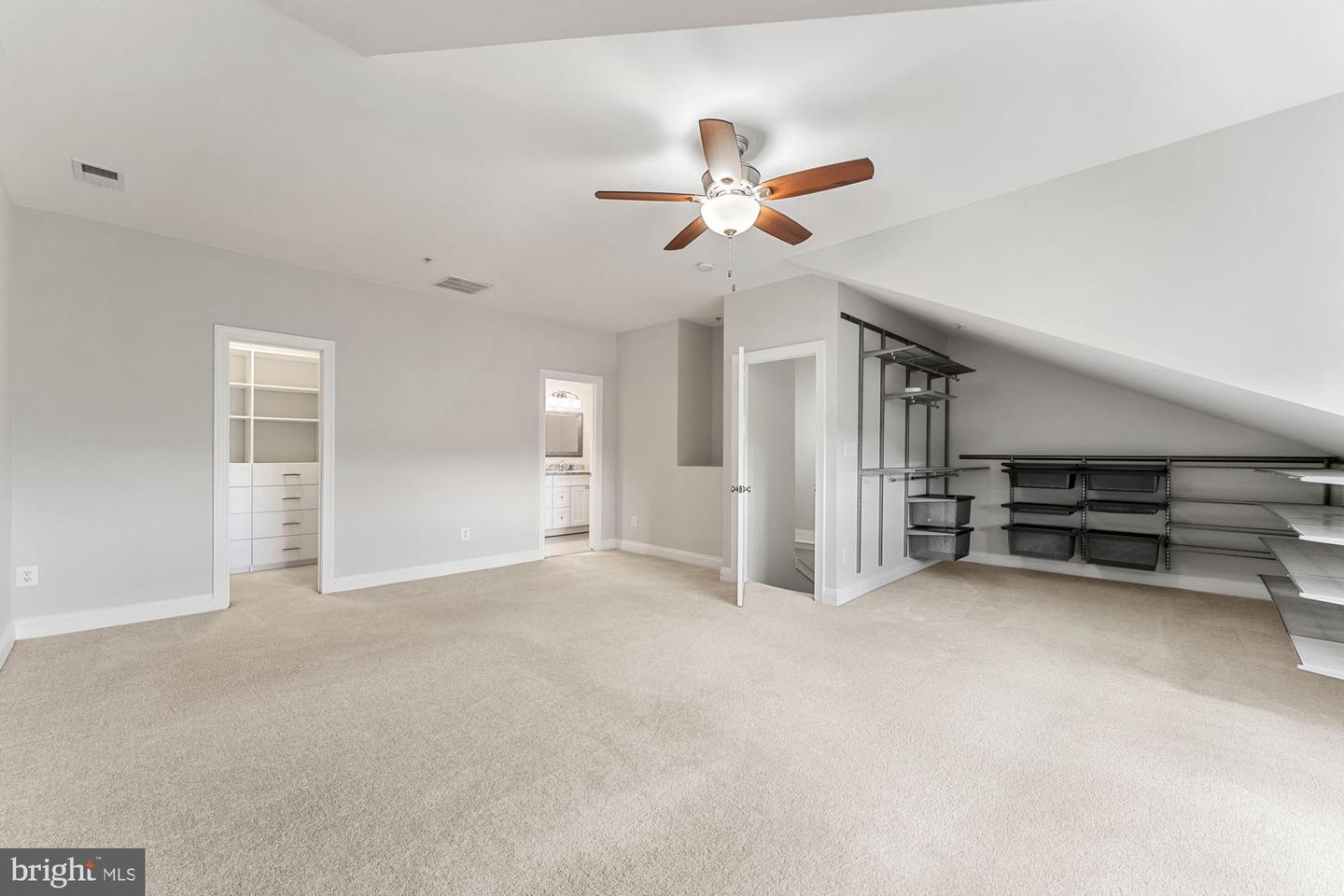 5114 KNAPP PL, ALEXANDRIA, Virginia 22304, 3 Bedrooms Bedrooms, ,2 BathroomsBathrooms,Residential,For sale,5114 KNAPP PL,VAAX2047694 MLS # VAAX2047694