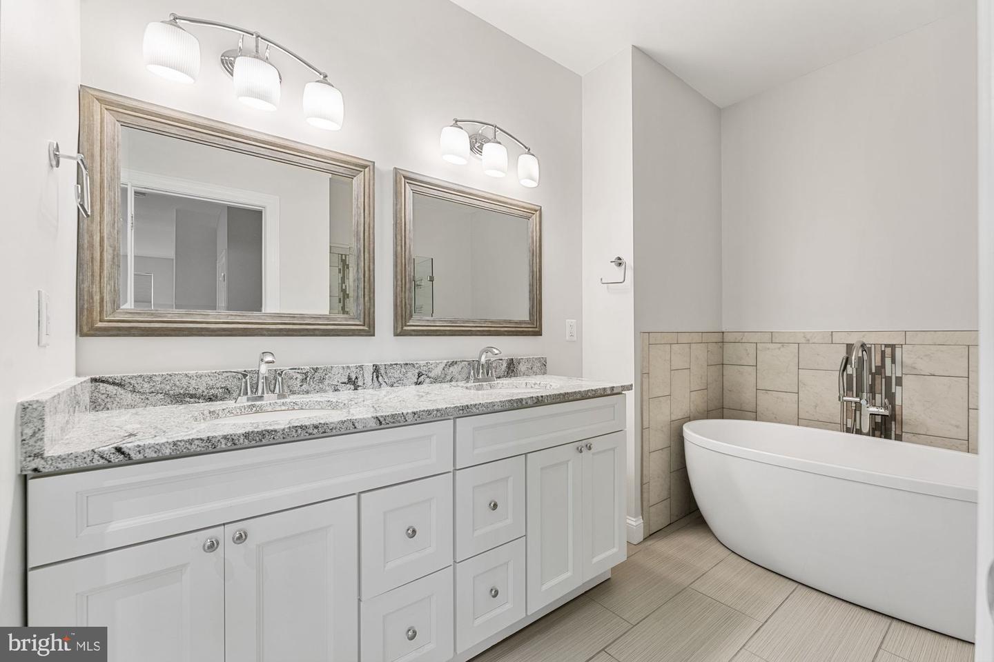 5114 KNAPP PL, ALEXANDRIA, Virginia 22304, 3 Bedrooms Bedrooms, ,2 BathroomsBathrooms,Residential,For sale,5114 KNAPP PL,VAAX2047694 MLS # VAAX2047694