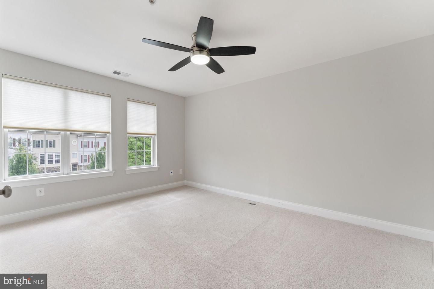 5114 KNAPP PL, ALEXANDRIA, Virginia 22304, 3 Bedrooms Bedrooms, ,2 BathroomsBathrooms,Residential,For sale,5114 KNAPP PL,VAAX2047694 MLS # VAAX2047694