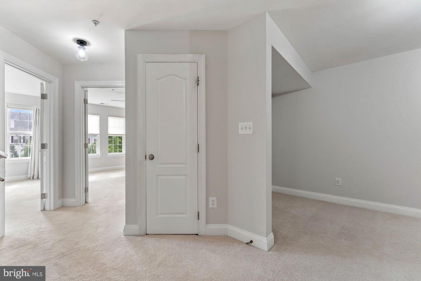 5114 KNAPP PL, ALEXANDRIA, Virginia 22304, 3 Bedrooms Bedrooms, ,2 BathroomsBathrooms,Residential,For sale,5114 KNAPP PL,VAAX2047694 MLS # VAAX2047694
