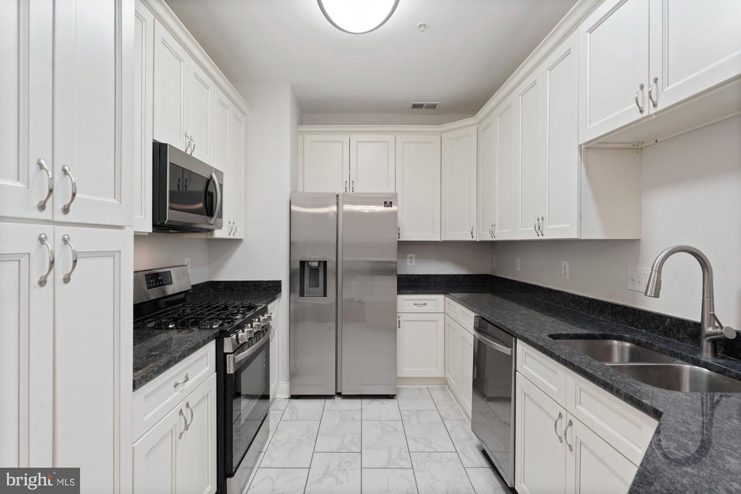 5114 KNAPP PL, ALEXANDRIA, Virginia 22304, 3 Bedrooms Bedrooms, ,2 BathroomsBathrooms,Residential,For sale,5114 KNAPP PL,VAAX2047694 MLS # VAAX2047694