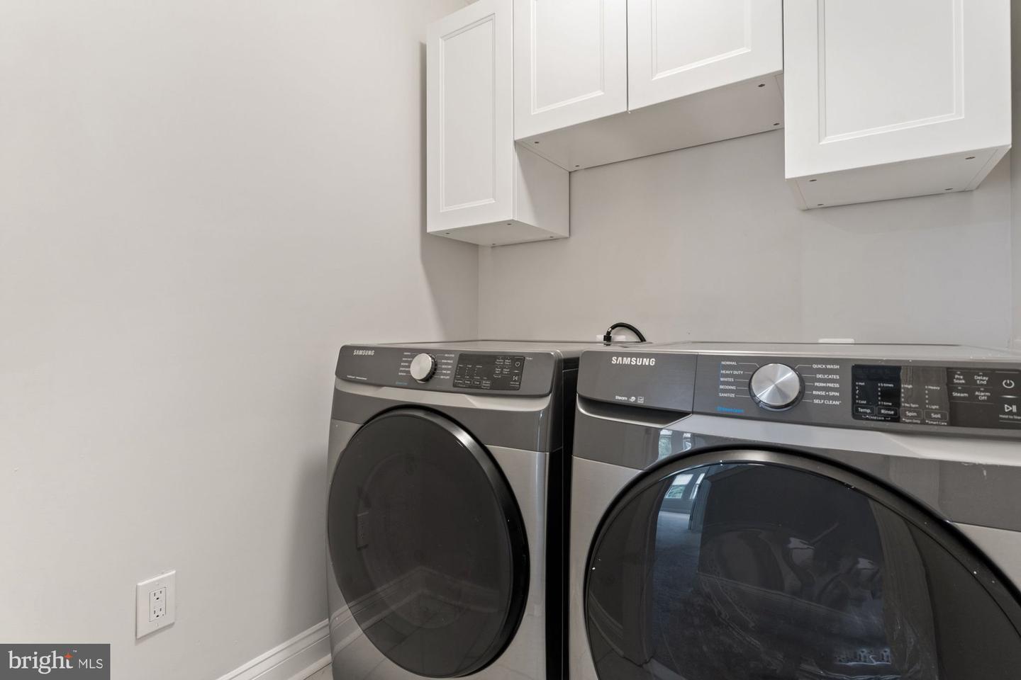 5114 KNAPP PL, ALEXANDRIA, Virginia 22304, 3 Bedrooms Bedrooms, ,2 BathroomsBathrooms,Residential,For sale,5114 KNAPP PL,VAAX2047694 MLS # VAAX2047694