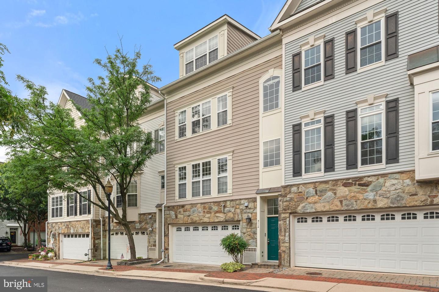 5114 KNAPP PL, ALEXANDRIA, Virginia 22304, 3 Bedrooms Bedrooms, ,2 BathroomsBathrooms,Residential,For sale,5114 KNAPP PL,VAAX2047694 MLS # VAAX2047694