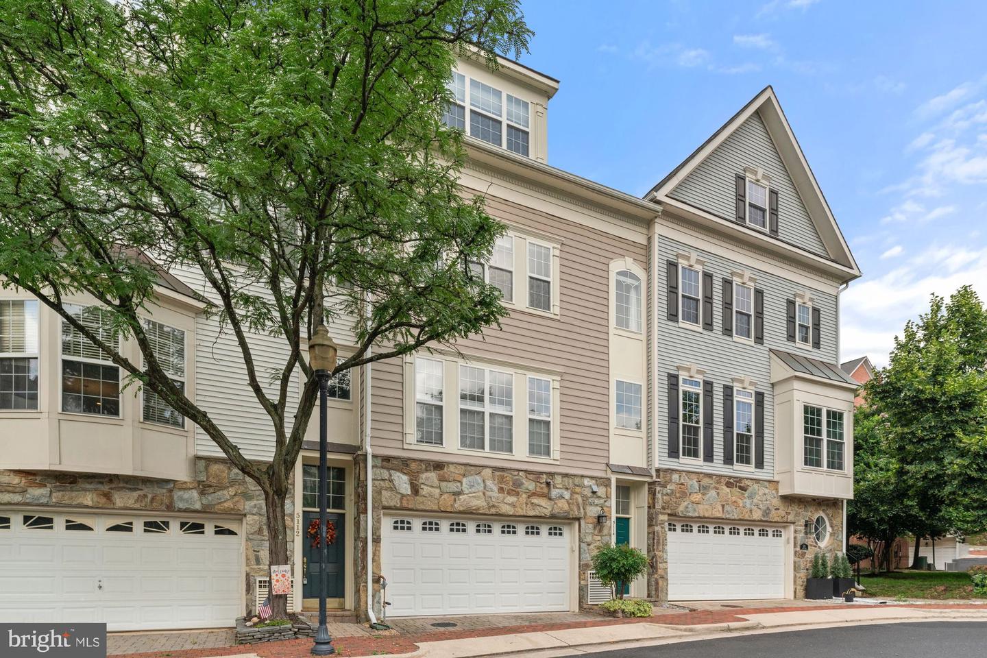 5114 KNAPP PL, ALEXANDRIA, Virginia 22304, 3 Bedrooms Bedrooms, ,2 BathroomsBathrooms,Residential,For sale,5114 KNAPP PL,VAAX2047694 MLS # VAAX2047694