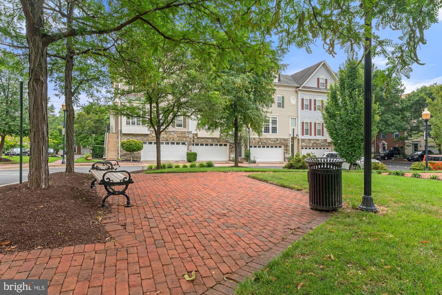 5114 KNAPP PL, ALEXANDRIA, Virginia 22304, 3 Bedrooms Bedrooms, ,2 BathroomsBathrooms,Residential,For sale,5114 KNAPP PL,VAAX2047694 MLS # VAAX2047694