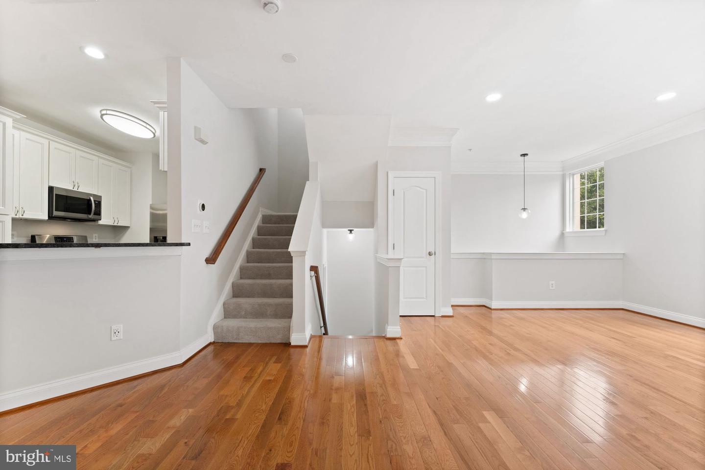 5114 KNAPP PL, ALEXANDRIA, Virginia 22304, 3 Bedrooms Bedrooms, ,2 BathroomsBathrooms,Residential,For sale,5114 KNAPP PL,VAAX2047694 MLS # VAAX2047694